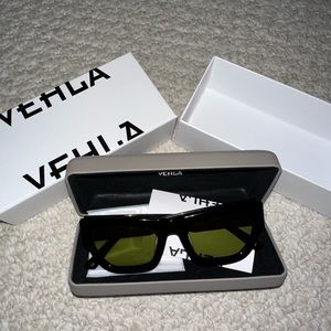 vehla finn black/khaki sunglasses